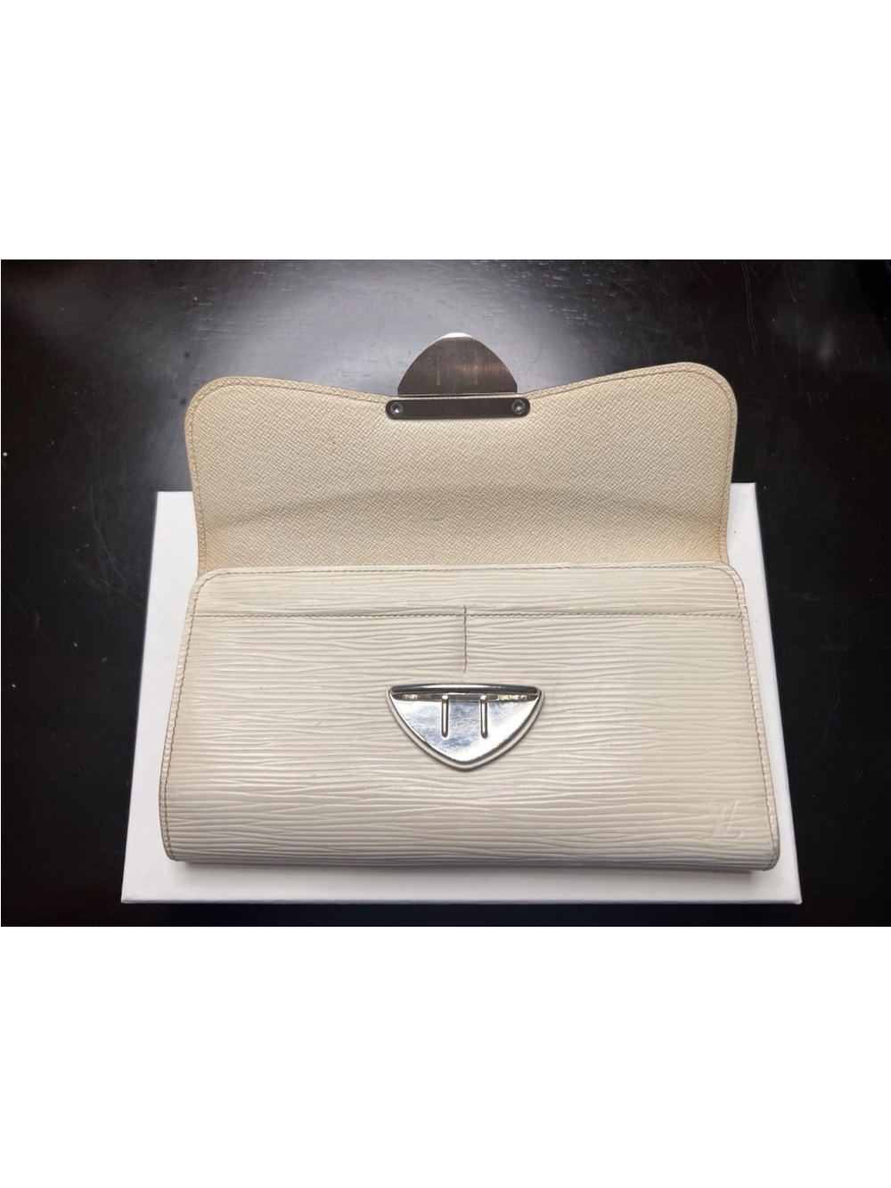 Louis Vuitton Epi Koala Long Wallet Ivoire Ivory Leather Silver Hardware w/COA - Picture 3 of 13